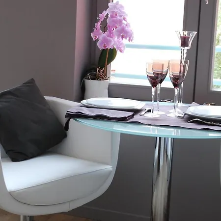 A Part - Urbains Apartment